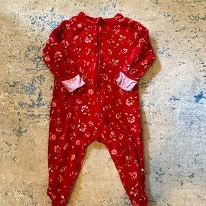 Old Navy Girls 0-3 months footie pajamas